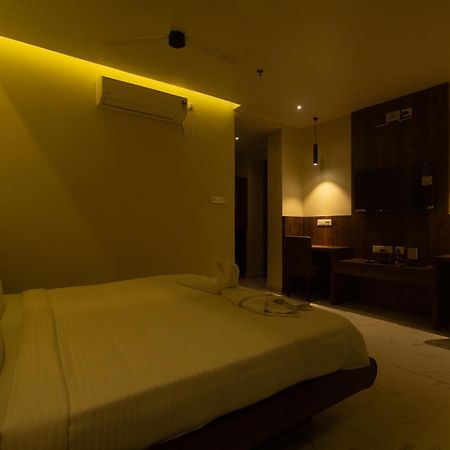 Hotel Palace View Murshidabad Esterno foto