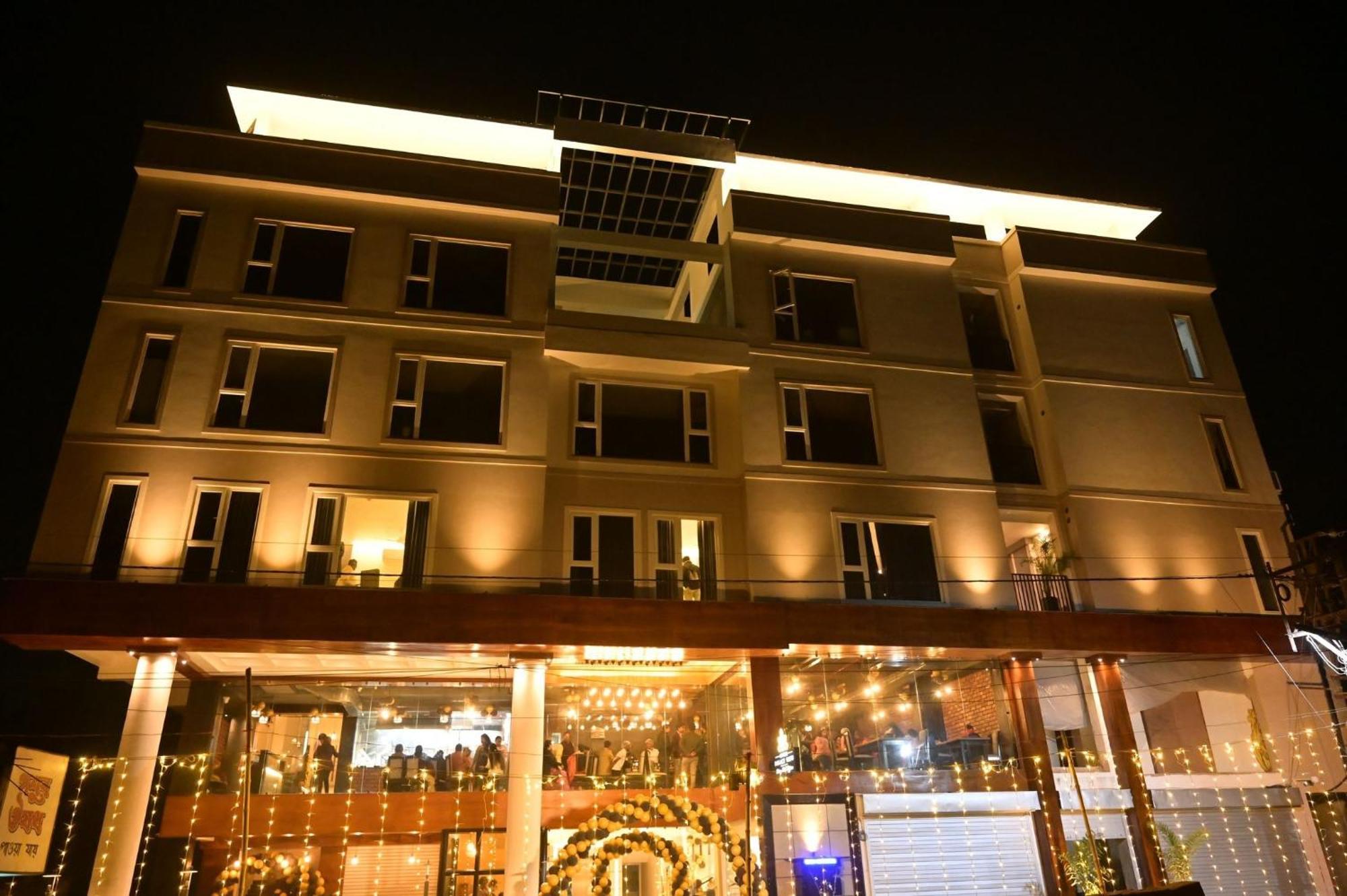 Hotel Palace View Murshidabad Esterno foto